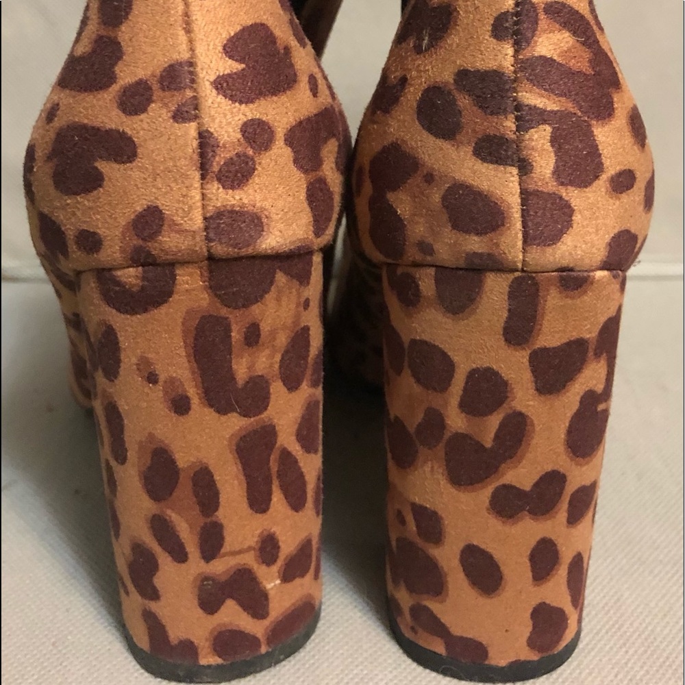 Forever 21 boots. - Picture 4 of 5